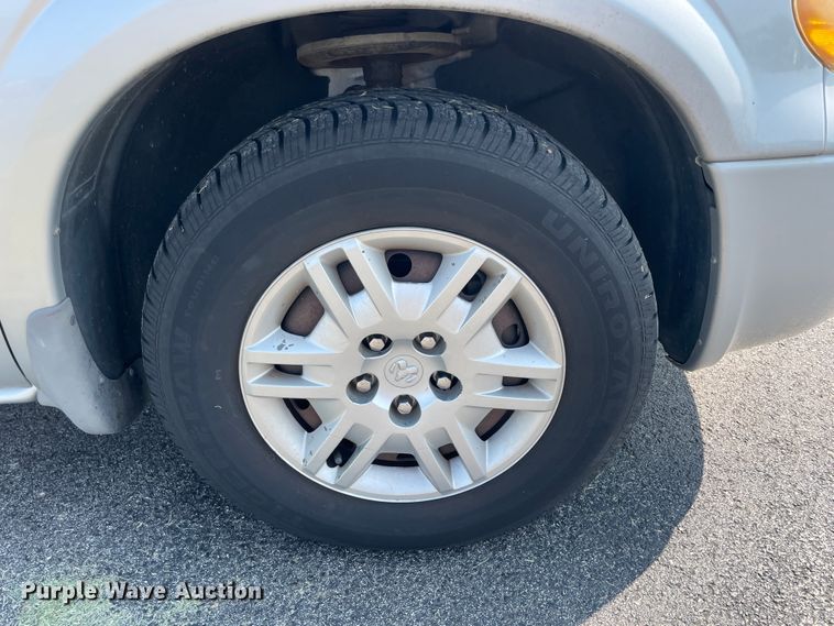 image for item JQ9595 2006 Dodge Grand Caravan  van