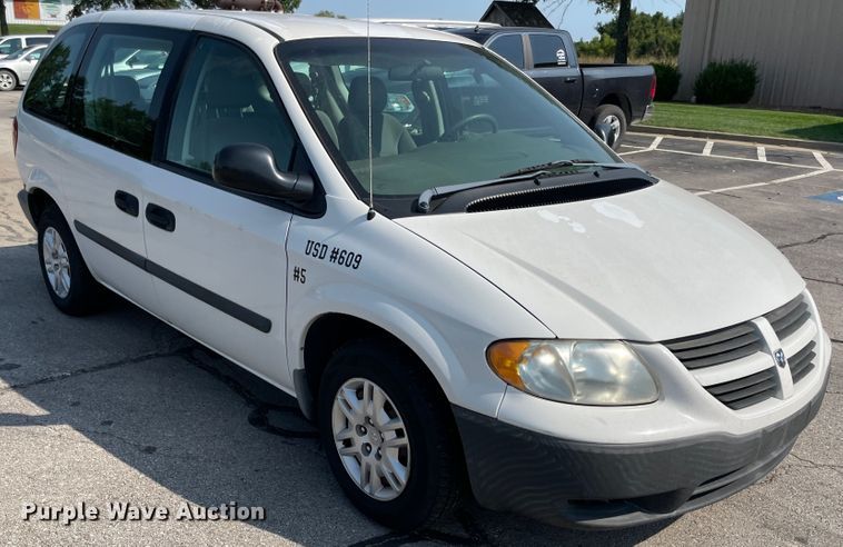 image for item JQ9596 2006 Dodge Caravan  van
