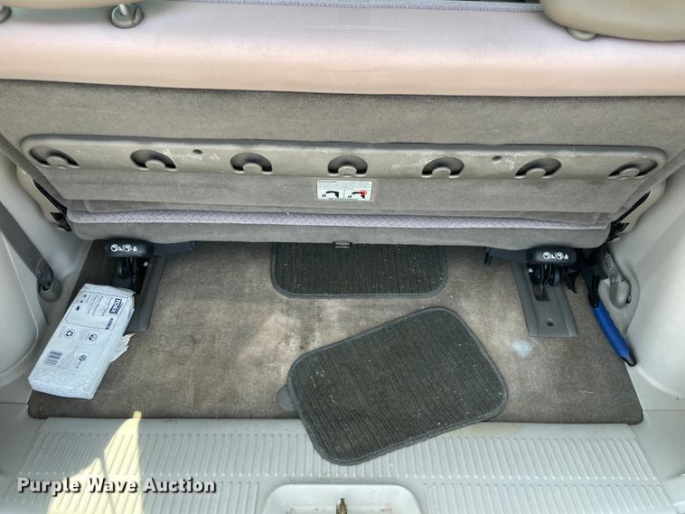 image for item JQ9596 2006 Dodge Caravan  van