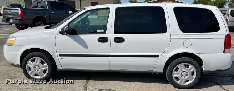 image for item JQ9598 2007 Chevrolet Uplander  van