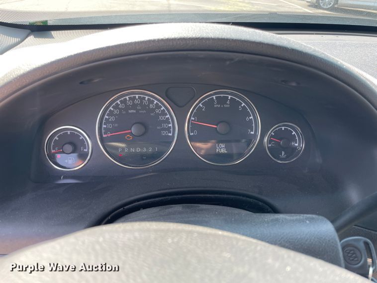 image for item JQ9598 2007 Chevrolet Uplander  van