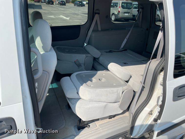 image for item JQ9598 2007 Chevrolet Uplander  van