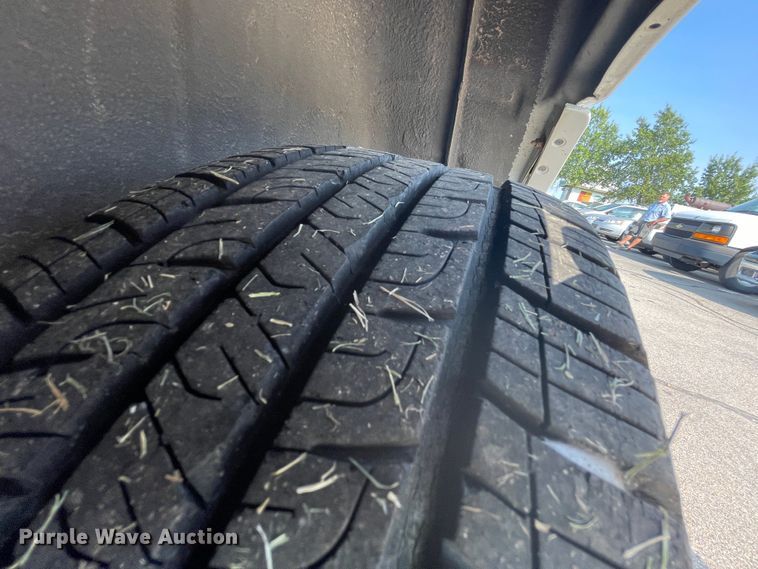 image for item JQ9598 2007 Chevrolet Uplander  van