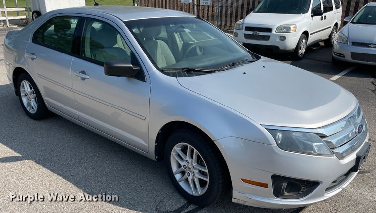 image for item JQ9599 2011 Ford Fusion S