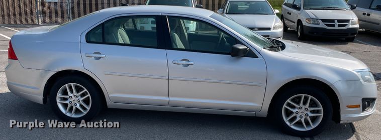 image for item JQ9599 2011 Ford Fusion S