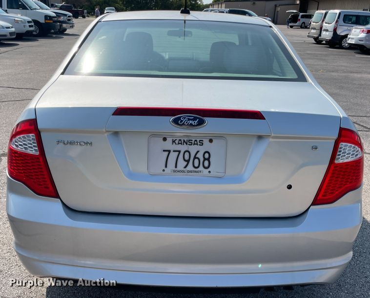 image for item JQ9599 2011 Ford Fusion S