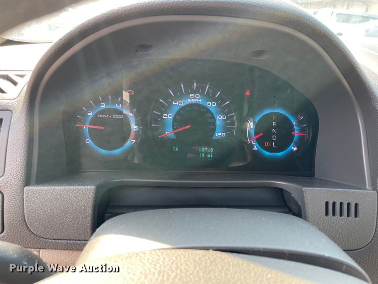 image for item JQ9599 2011 Ford Fusion S