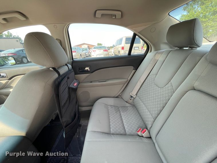 image for item JQ9599 2011 Ford Fusion S