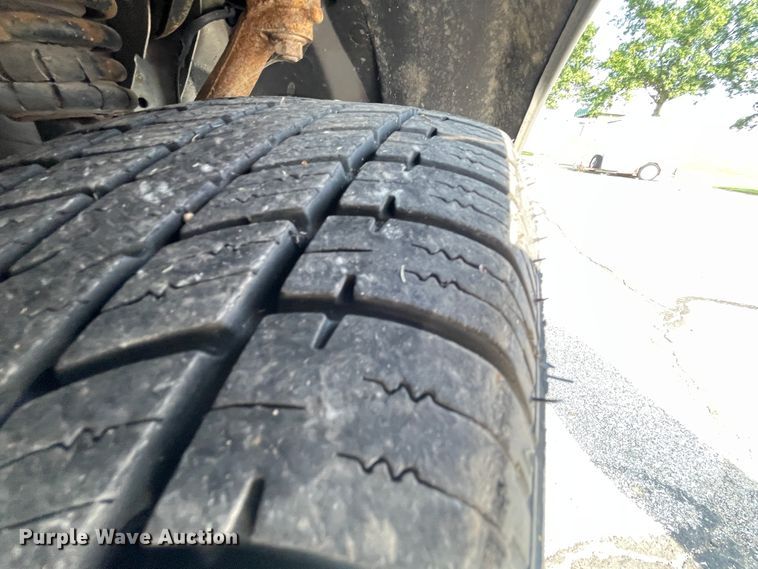 image for item JQ9599 2011 Ford Fusion S