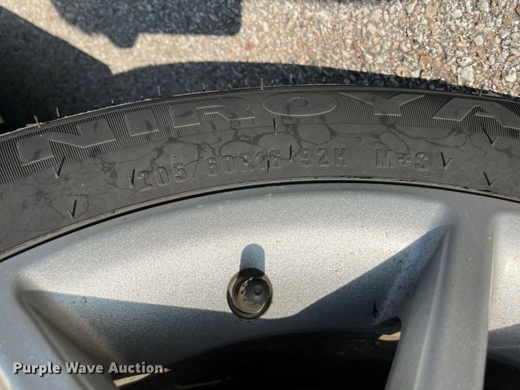 image for item JQ9599 2011 Ford Fusion S