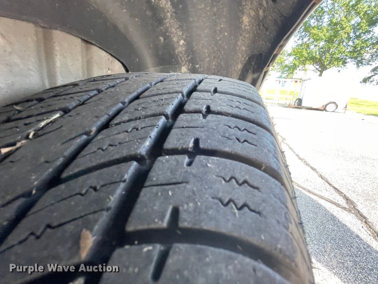 image for item JQ9599 2011 Ford Fusion S