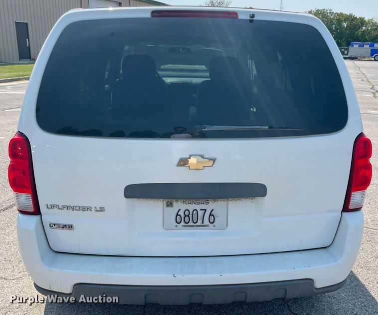 image for item JQ9601 2008 Chevrolet Uplander  van