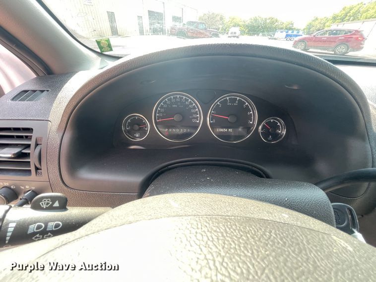 image for item JQ9601 2008 Chevrolet Uplander  van