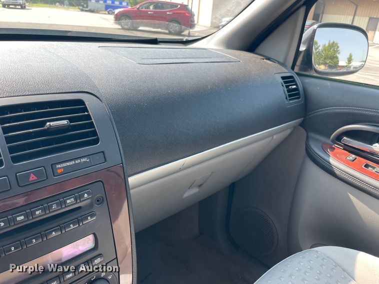 image for item JQ9601 2008 Chevrolet Uplander  van