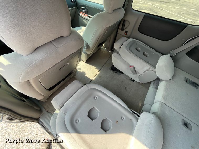 image for item JQ9601 2008 Chevrolet Uplander  van