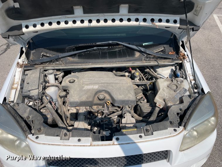 image for item JQ9601 2008 Chevrolet Uplander  van