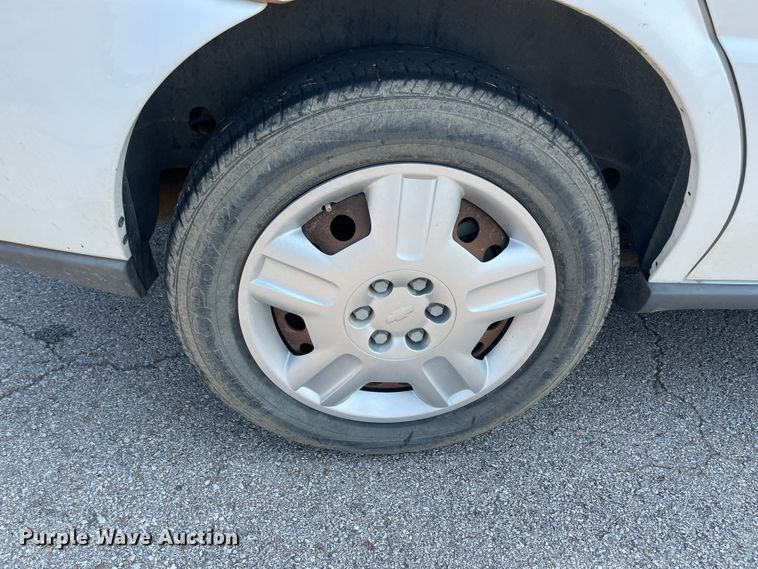 image for item JQ9601 2008 Chevrolet Uplander  van