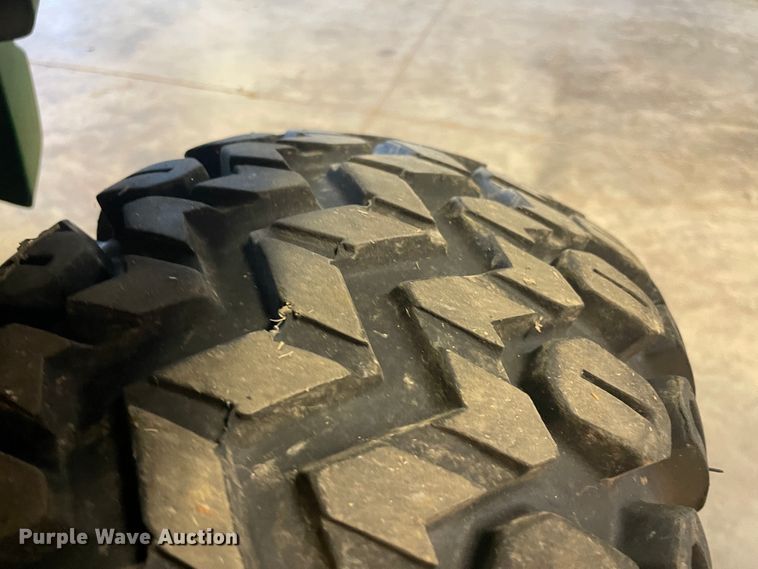 image for item JQ9602 1998 John Deere Gator  utility vehicle