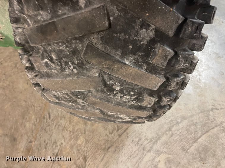 image for item JQ9602 1998 John Deere Gator  utility vehicle