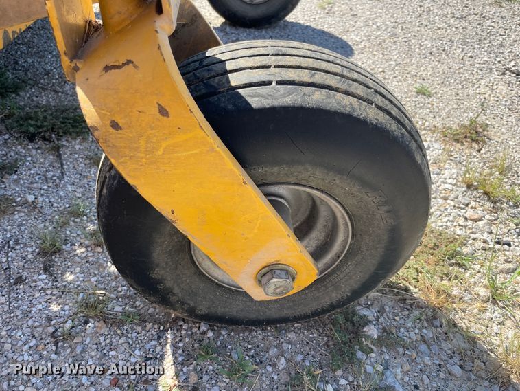 image for item JQ9619 Hustler Super 104  ZTR lawn mower