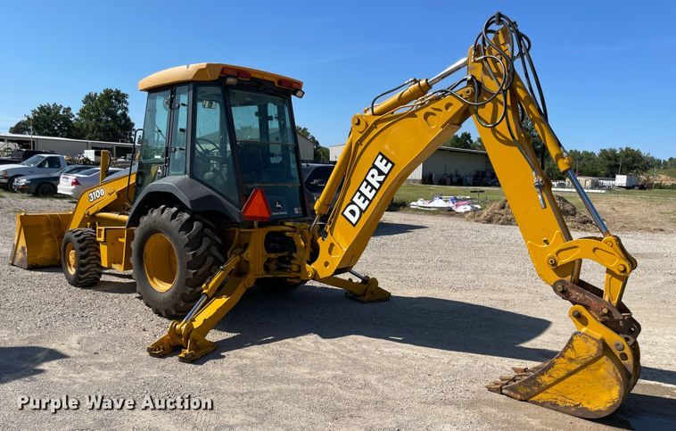 image for item JQ9620 2003 John Deere 310G  backhoe
