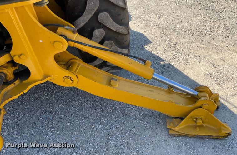 image for item JQ9620 2003 John Deere 310G  backhoe