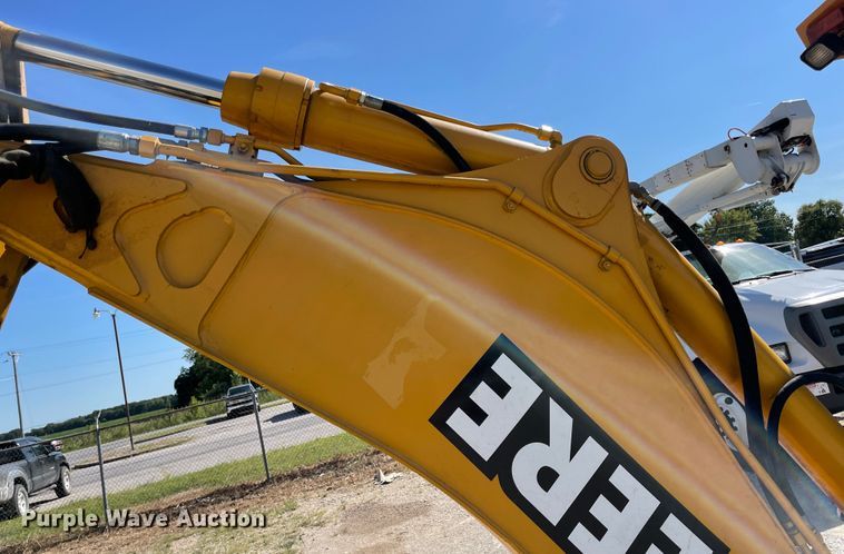 image for item JQ9620 2003 John Deere 310G  backhoe