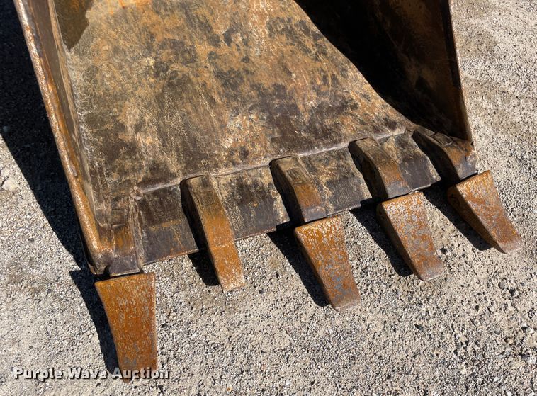 image for item JQ9620 2003 John Deere 310G  backhoe