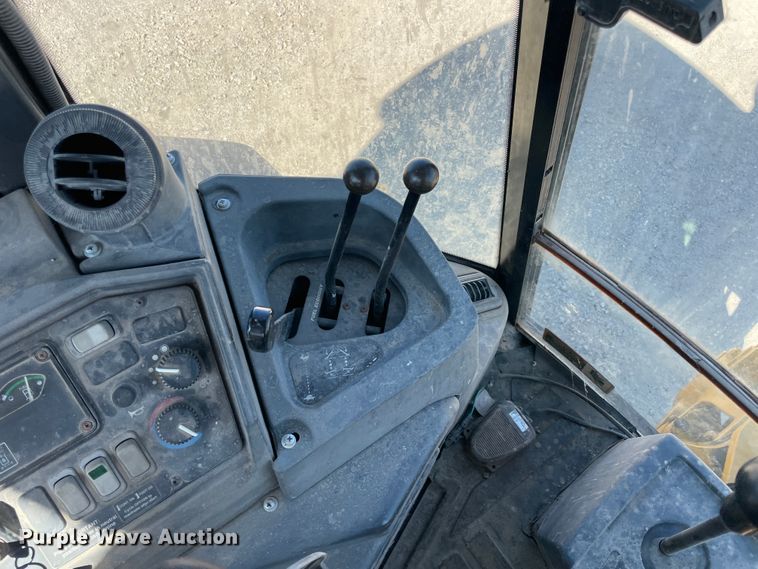 image for item JQ9620 2003 John Deere 310G  backhoe