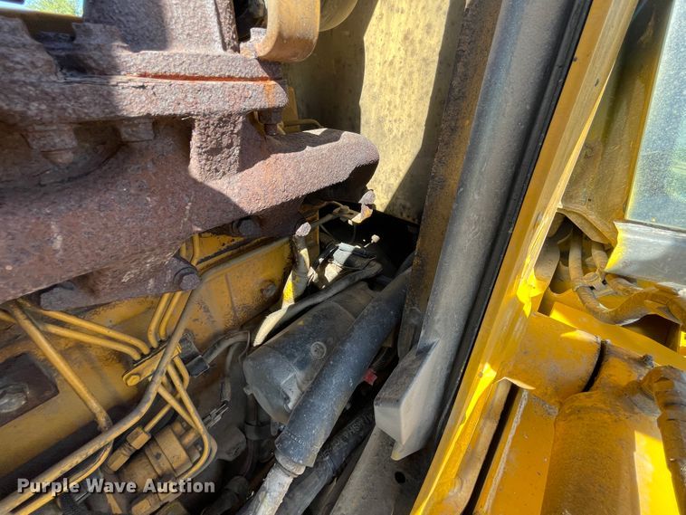 image for item JQ9620 2003 John Deere 310G  backhoe