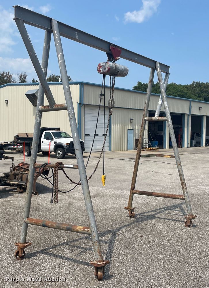 image for item JQ9678 A-frame hoist
