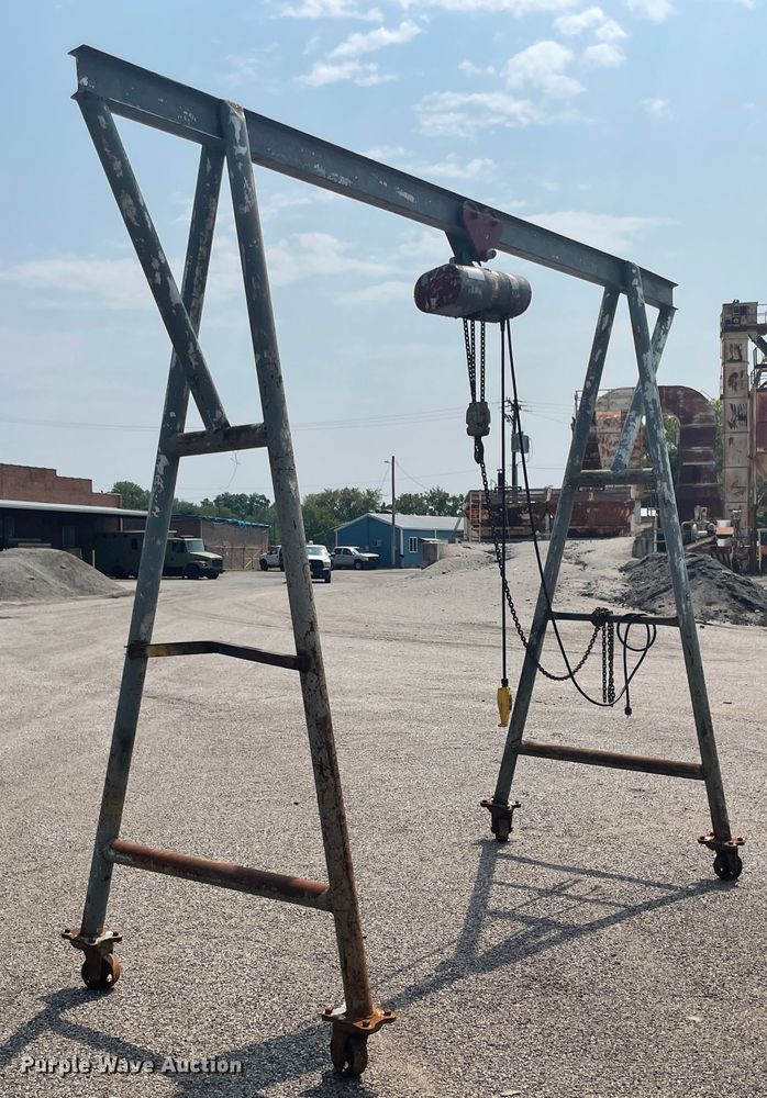 image for item JQ9678 A-frame hoist