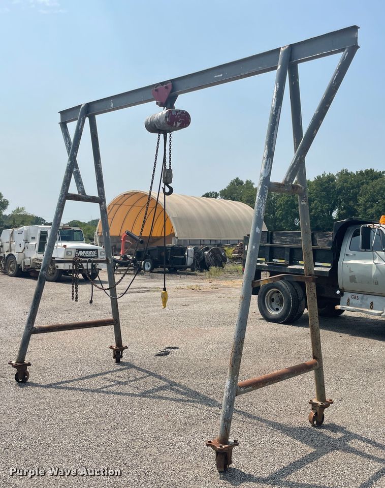 image for item JQ9678 A-frame hoist