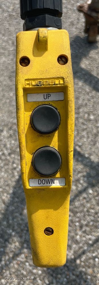 image for item JQ9678 A-frame hoist