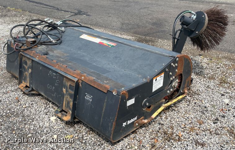 image for item JQ9679 Bobcat 84  7'W skid steer sweeper