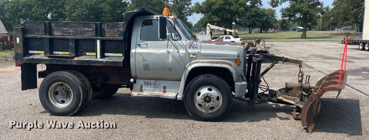 image for item JQ9682 1980 Chevrolet C60  dump truck