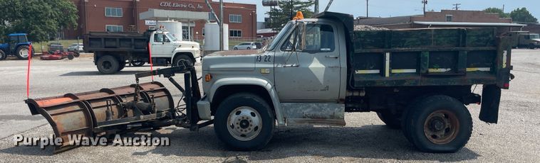 image for item JQ9682 1980 Chevrolet C60  dump truck