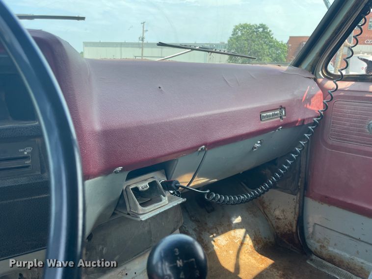 image for item JQ9682 1980 Chevrolet C60  dump truck