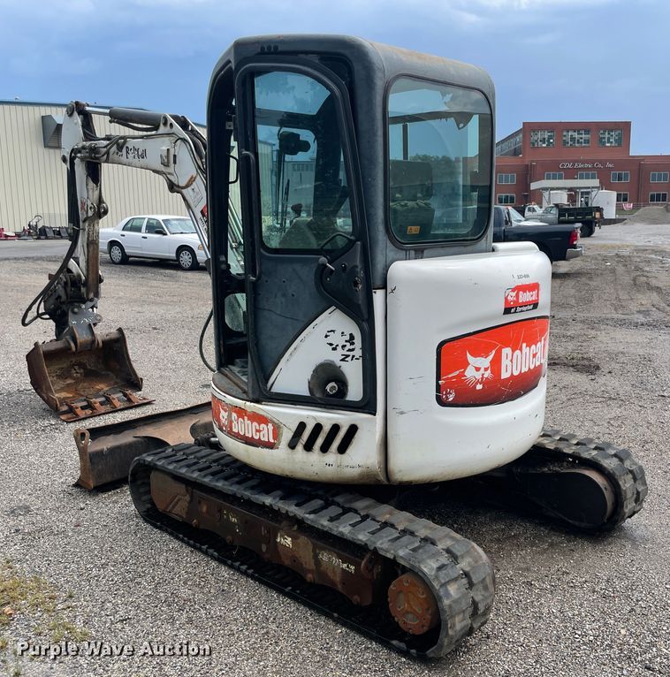 image for item JQ9687 2004 Bobcat 430G  mini excavator