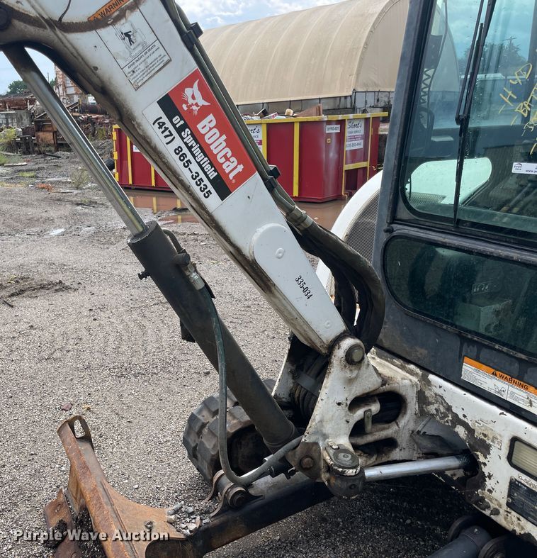 image for item JQ9687 2004 Bobcat 430G  mini excavator