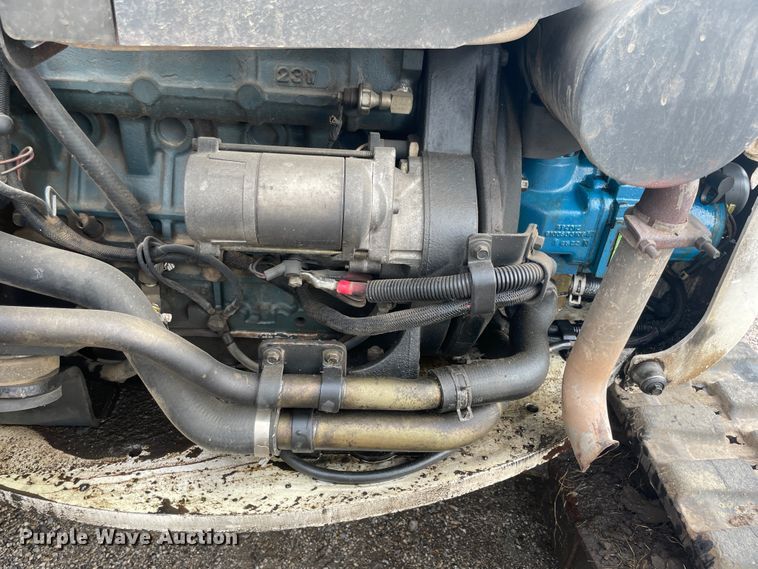 image for item JQ9687 2004 Bobcat 430G  mini excavator