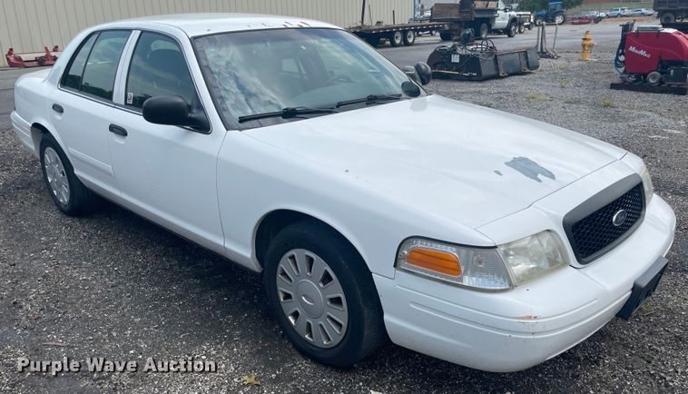 image for item JQ9688 2008 Ford Crown Victoria Police Interceptor