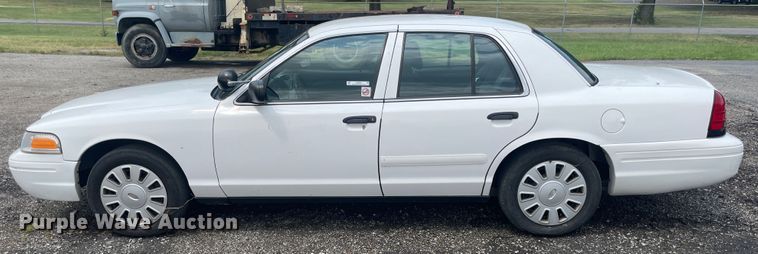 image for item JQ9688 2008 Ford Crown Victoria Police Interceptor