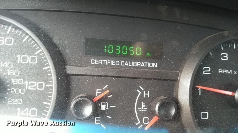 image for item JQ9688 2008 Ford Crown Victoria Police Interceptor