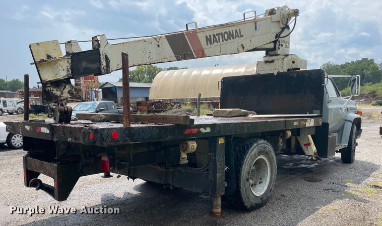 image for item JQ9689 1982 GMC C6000  crane truck