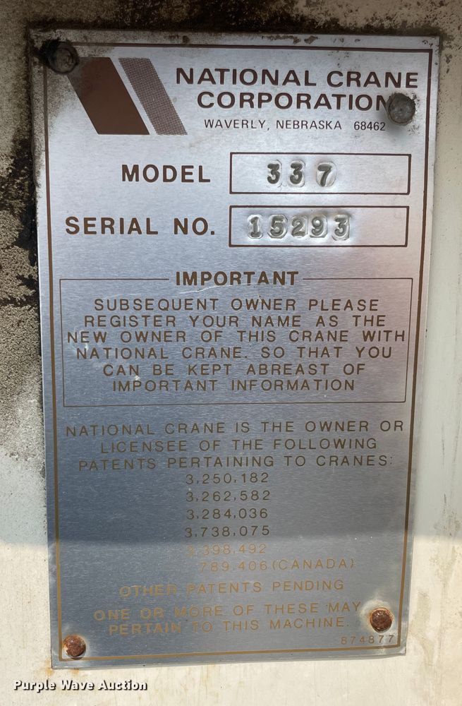 image for item JQ9689 1982 GMC C6000  crane truck