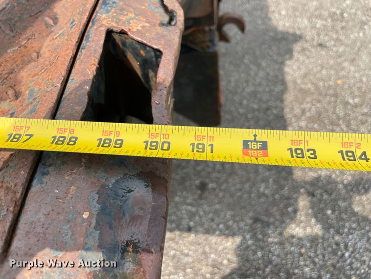 image for item JQ9689 1982 GMC C6000  crane truck