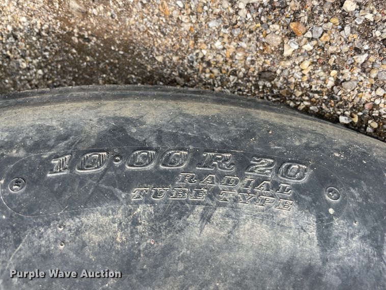 image for item JQ9689 1982 GMC C6000  crane truck