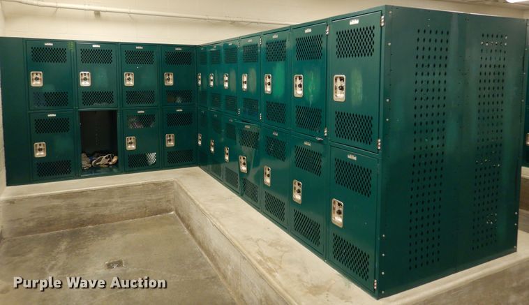 image for item JT9561 (102) lockers