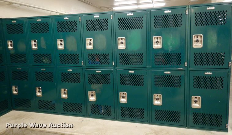 image for item JT9561 (102) lockers